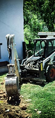 Foto bobcat S130, maquina mini excavadora