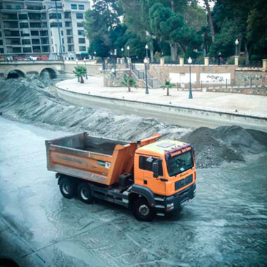 excavaciones-santa-barbara-limpieza-rio-genil-01