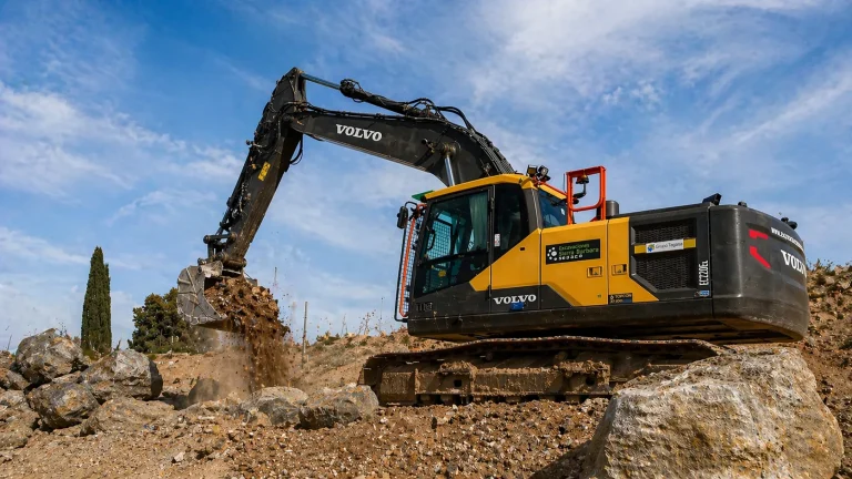 Excavaciones y movimiento de tierras en Granada