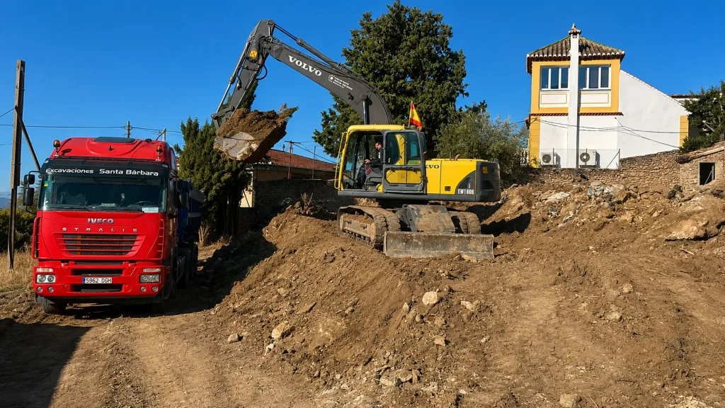 Excavadora de cadenas Volvo EC160CL de 17 toneladas